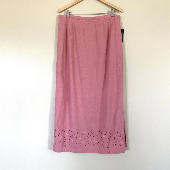 Laura Scott Dresses & Skirts - Laura Scott Women’s Linen Blend Embroidered Hem Skirt Size 18 Brand New